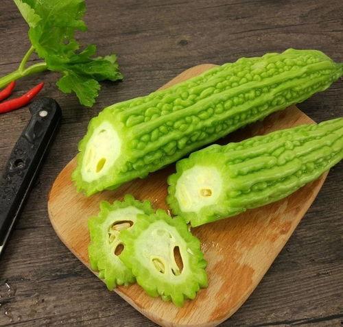 吃瓜阿婆绿幕素材