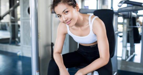 喜欢健身的女明星,揭秘健身女明星的塑形秘诀