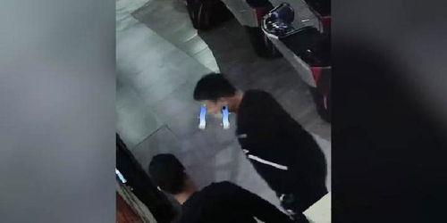 吃瓜群众南京打人视频,南京街头暴力冲突事件视频引发热议